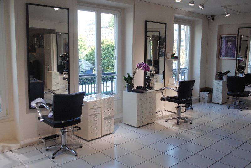 coiffure-LE ROURET-min_floor-home-office-property-living-room-room-781228-pxhere.com